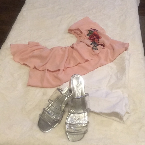 Off the Shoulder Top - Picture 3 of 6